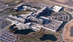 Compass will soon  buy Sears' 2.4 million-square-foot Chicago facility