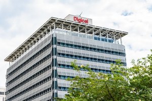 Digicel founder relinquishes majority stake in debt restructuring