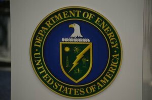 DOE's advisory board proposes ways to combat  AI data center power challenges