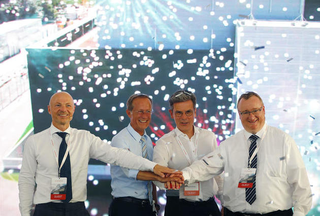 Rupprecht Rittweger, e-shelter founder and CEO, is second from the right. 