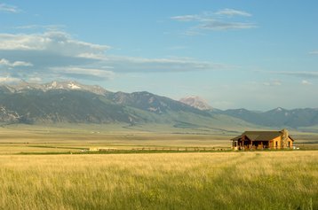 Fort Peck Tribes Ban Talks With Data Center Developers In Montana