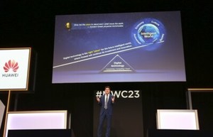 Huawei Introduces Simplified Network & Data Center Technologies for the Intelligent World