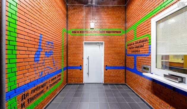 The data center has its own 24/7 security service. Entrances to the territory and premises of NORD‑4 are equipped with access control system (ACS), which protects from unauthorized access. 