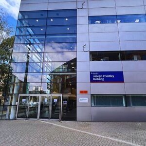 Queen Mary University of London to reuse heat from data center