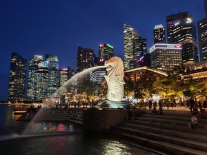 Singapore authorities to begin taking applications for new data centers