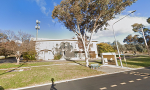 Telstra: Deakin, Canberra