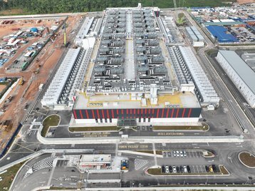Vantage Raises $1.6bn for APAC Expansion